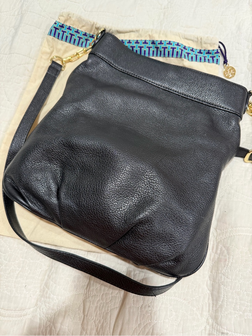 Tory Burch Crossbody Pebble Leather Zip Bag - Picture 5 of 9